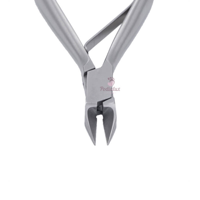 Ingrown nail clipper Aesculap by B. Braun. 13cm-Straight jaws 17mm HF483R Ingrown nail clipper Aesculap by B. Braun. 13cm-Straight jaws 17mm HF483R