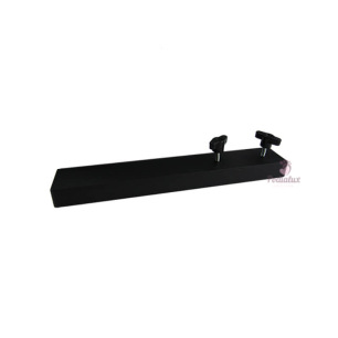 Support pour lampe loupe sur repose-jambe. Support pour lampe loupe sur repose-jambe.