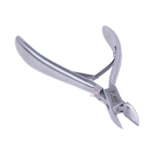 Pince à ongles Aesculap. 15cm. Bec 20 mm Pince à ongles Aesculap. 15cm. Bec 20 mm