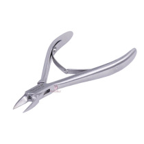 Pince à ongle incarné Aesculap 11,5 cm 16mm Pince à ongle incarné Aesculap 11,5 cm 16mm