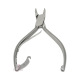 Nagelknipper. Satijn. Spitse bek. 13,5 cm.