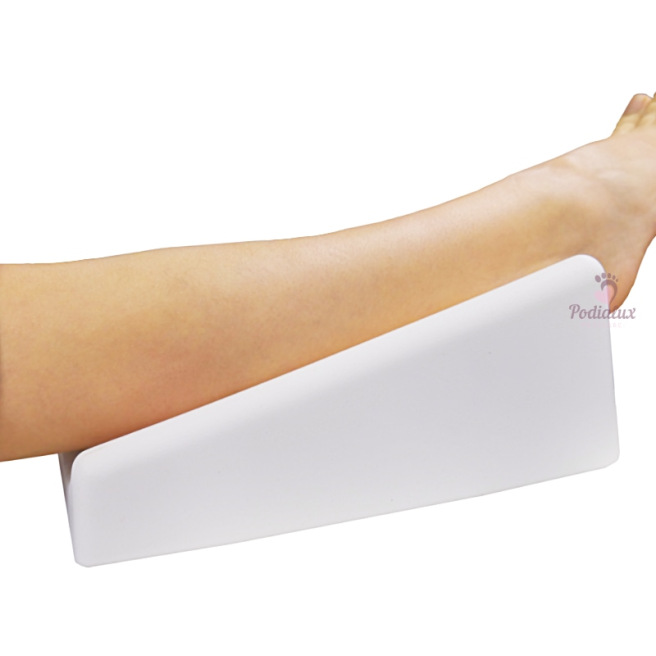 Leg rest for treatment chair