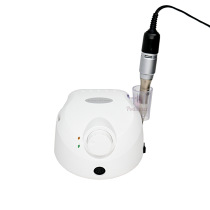 Freestechniek droog. Escort II Pro Ivory M40ES met handstuk en pedaal.