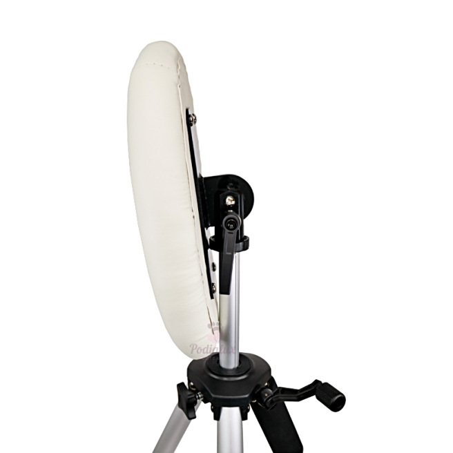 Wit voetenbankje Wit voetenbankje