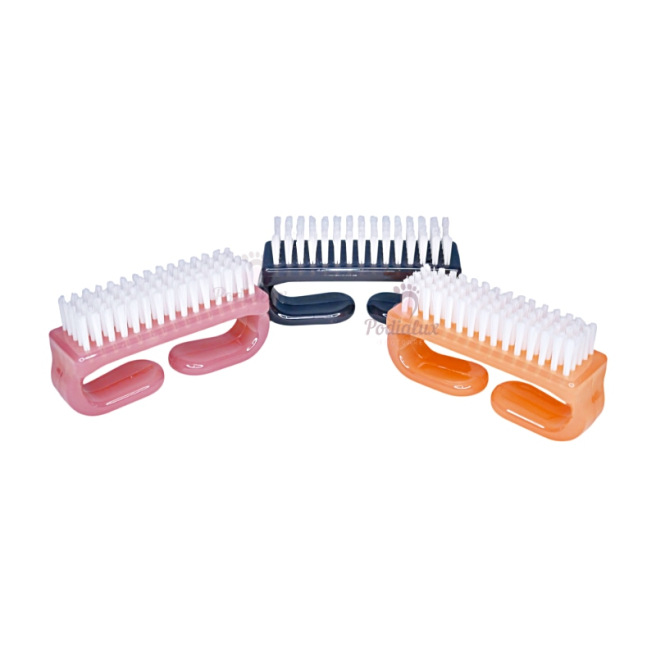 Brosse à ongles avec poignée. Brosse à ongles avec poignée.