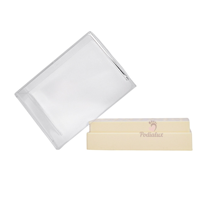 17-hole storage box for strawberries