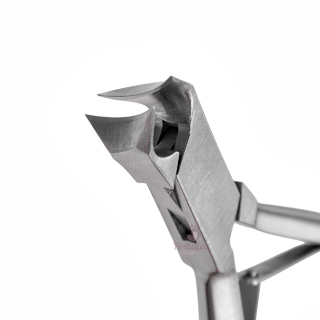 Nagelknipper met schuine bekken lang 20mm Poditec 247